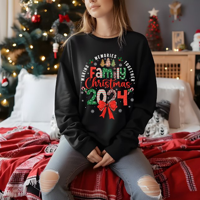Familjejulen 2024 Skapar minnen tillsammans T Shirt (Skapare uppladdad)