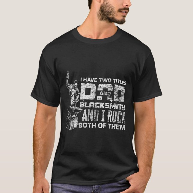 Familjen Blacksmith Far Pappa T Shirt (Framsida)