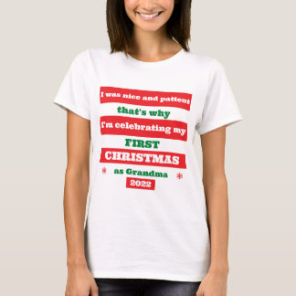 Familjen Första jul som en Grandma Funny-offert T Shirt