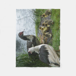 Familjen Muscovy Anka i Rain Fleece Blanket