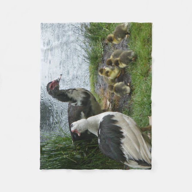Familjen Muscovy Anka i Rain Fleece Blanket (Framsidan)