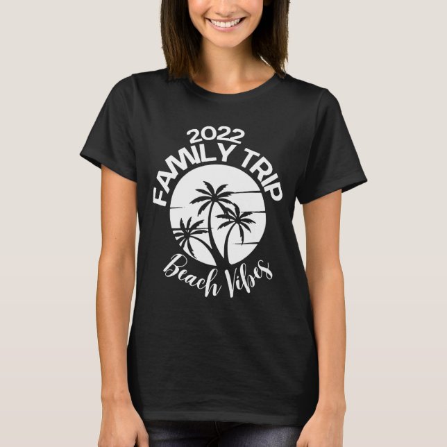 Familjen Resa Beach Vibes for Summer T Shirt (Framsida)