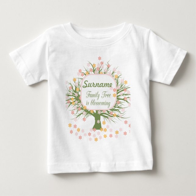Familjen Träd är blomstrande T-shirt (Framsida)