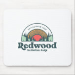 Familjeparksfartyget Retro Redwood National Par Musmatta<br><div class="desc">Familjevacation Shirt - Retro Redwood National Park</div>