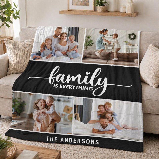 Familjskripttypografi fotokollektion fleecefilt (An elegant family photo keepsake blanket. Makes a great gift, especially for Mother's day.)
