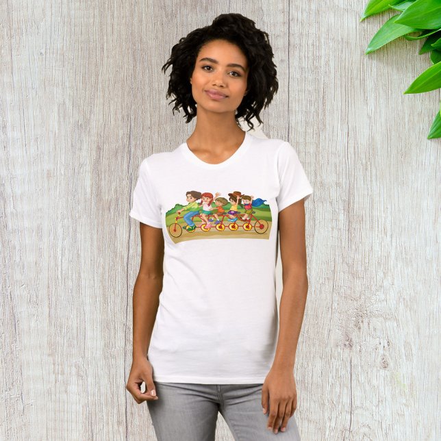 Family Bike Ride Womens T-Shirt (Skapare uppladdad)