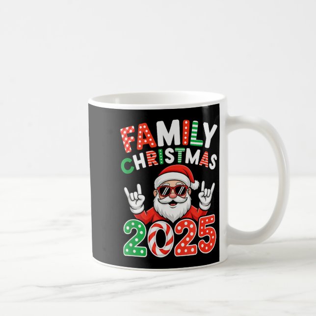 Family Christmas 2025 Rocker Santa Sungles Matchin Kaffemugg (Höger)