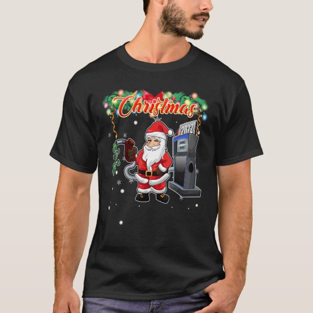 Family Christmas Santa Pumping Expensive Gas T Shirt (Framsida)