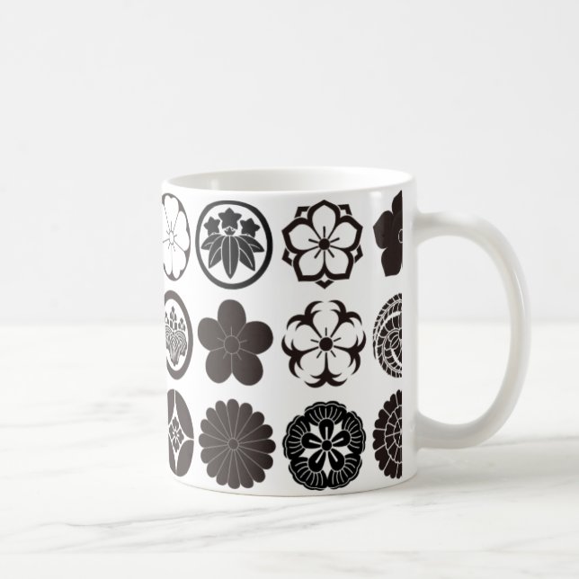 [Family Crests] Flowers Kaffemugg (Höger)