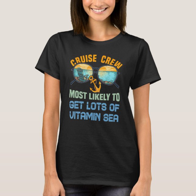 Family Cruise Crew Most Likely To Get Lost Of Vita T Shirt (Framsida)