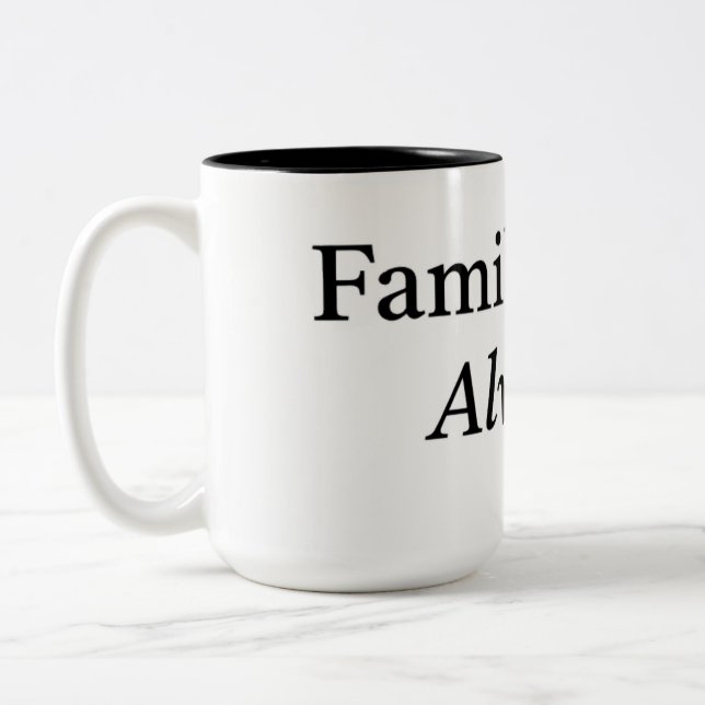 Family First Always Mug | Minimal Family Quote Cof Två-Tonad Mugg (Vänster)