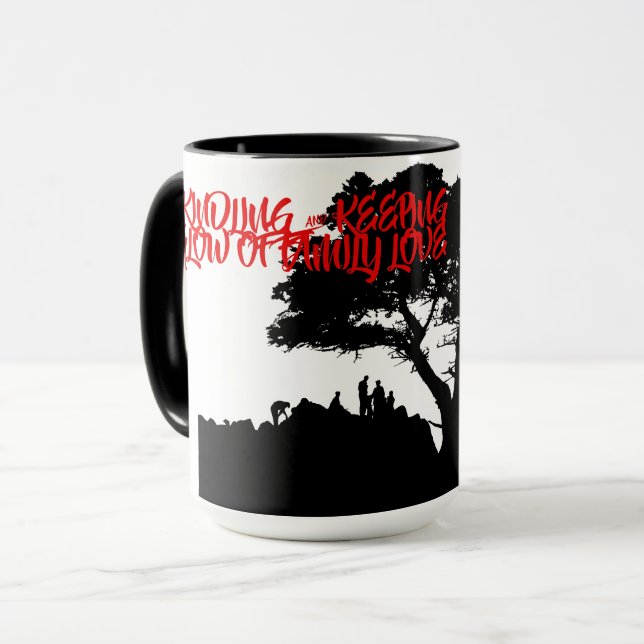 FAMILY KÄRLEK FAMILY TRÄD HJÄRTAR MUGG (Framsida vänster)