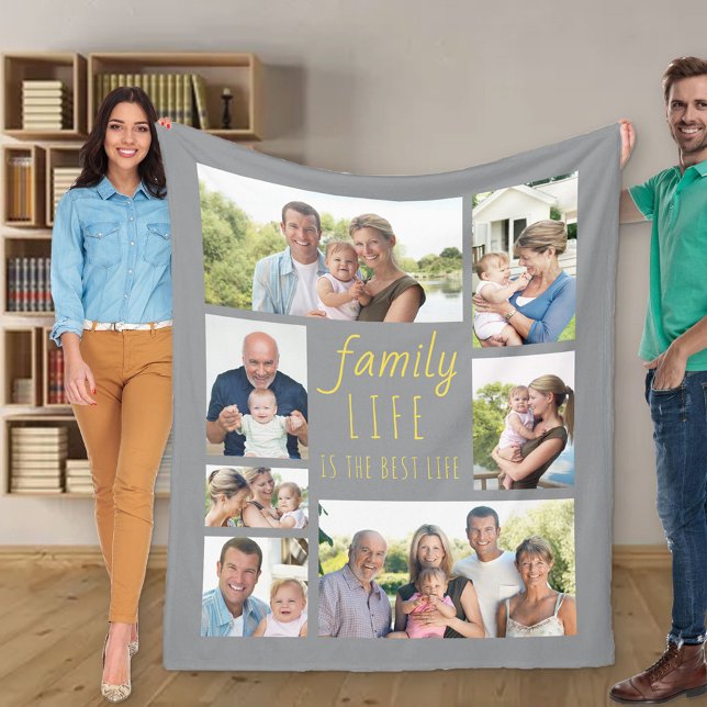 Family Life-citat Grått och Gult 7-foto Fleecefilt (Skapare uppladdad)
