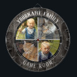Family Namn 4-fotospelrum Darttavla<br><div class="desc">Färgadens bakgrund med eget namn och fyra fotoalternativ i mitten av kortet. Andra färger som finns i butiken. Faux wood struktur.</div>