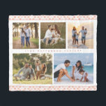 Family Namn 5 Photo Collage Rosa Girly Modern Fleecefilt<br><div class="desc">Family Namn 5 Photo Collage Rosa Girly Modern Fleece Blanket har en fotokollage av fem av dina favoritfoton med personlig-familjen namn i elegant-skript på rosa. Anpassa genom att redigera texten i textrutorna. Perfekt för födelsedag, jul, Mors dag, mormor, syster, kusiner, bästa vänner med mera. PHOTO TIP: centrera dina foton innan...</div>