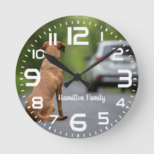 Family Namn Labrador Hund Car Clock Rund Klocka