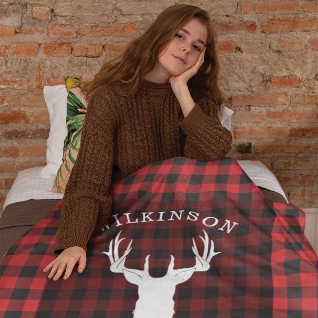 Family Namn Red Buffalo Lumberjack Play Sjö Fleecefilt (Red Black Gingham Deer Antler Rustic Blanket)