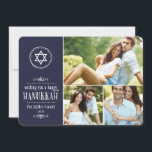 Family Photo Collage Hanukkah-kort Julkort<br><div class="desc">Den senaste fotokortsdesignen i Hanukkah-helgdag har ett fotokollage med plats för tre av dina familjefotografier med en David-stjärna och skisserade detaljer för en handgjord känsla. Handskriftens typografi lyder: "Önskar en lycklig Hanukkah.." Anpassa designen till familjens namn och till året. Klicka på knappen CUSTOMIZE IT om du vill anpassa typsnitt, flytta...</div>