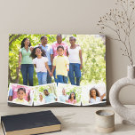 Family Photo Collage Zigzag Photo Strip Mörk Grått Canvastryck<br><div class="desc">Skapa en egen unik arbetsyta och snyggt med dina favoritfoton från familjen. Mallen är konfigurerad så att du kan lägga till upp till 5 foton. Huvudfotot används som bakgrund och de återstående fyra fotona läggs ut i en zigzag-fotoremsa längs grund. Den här designen har en grått-bakgrund för kol. Bläddra i...</div>