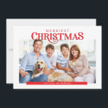 FAMILY PHOTO modern enkel typografi röd Julkort<br><div class="desc">by kat masard >> kat@simplysweetPAPERIE.com << Skicka och extra speciellt meddelande med stil och pizzazz i år... Personlig med dina detaljer och foton som mina moderna helgdag säkert kommer att klara sig ut från hälsning som dina vänner och familj kommer att få den här säsongen och kommer att göra ett...</div>