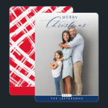 FAMILY PHOTO porträtt modern calligraphy navy blue Julkort<br><div class="desc">genom kat masard >> www.simplysweetPAPERIE.com << A toppen Simple Photo helgdag Card design för att fira säsongen med familj och vänner. Maximalt område för visning av din vackra familj! AVDELNING 1. Om du vill ändra storlek på eller flytta fotot slått klickar du på "anpassa det". 2 Du kan också ändra...</div>