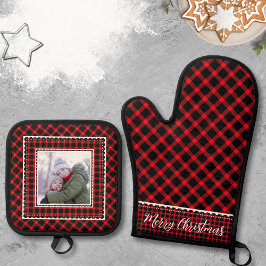 Family Photo Red and Black Buffalo Play