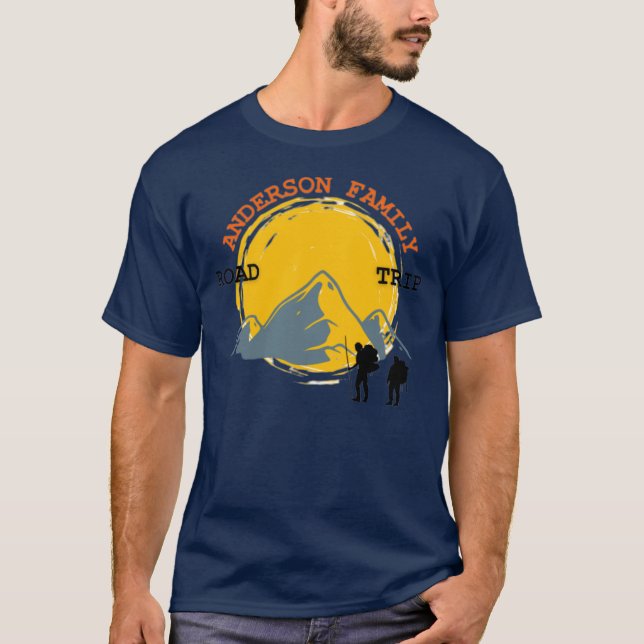 Family Reunion Anpassningsbar Mountains Road Resa  T Shirt (Framsida)