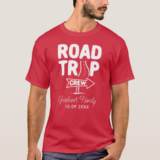 Family Road Resa Crew Typography RV Camper Travel T Shirt (Framsida)