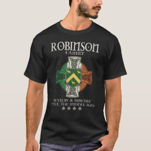 Family Robinson arm Ireland Irish Celtic kor T Shirt