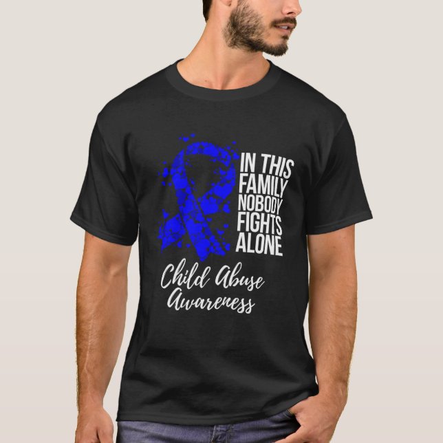 Family Support Child Abuse Awareness T Shirt (Framsida)