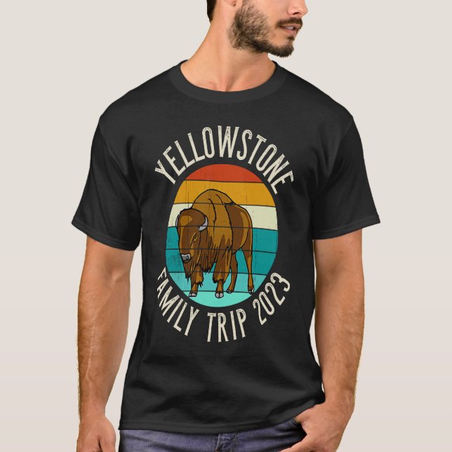 Family Trip 2023 Bison  Yellowstone T Shirt (Framsida)