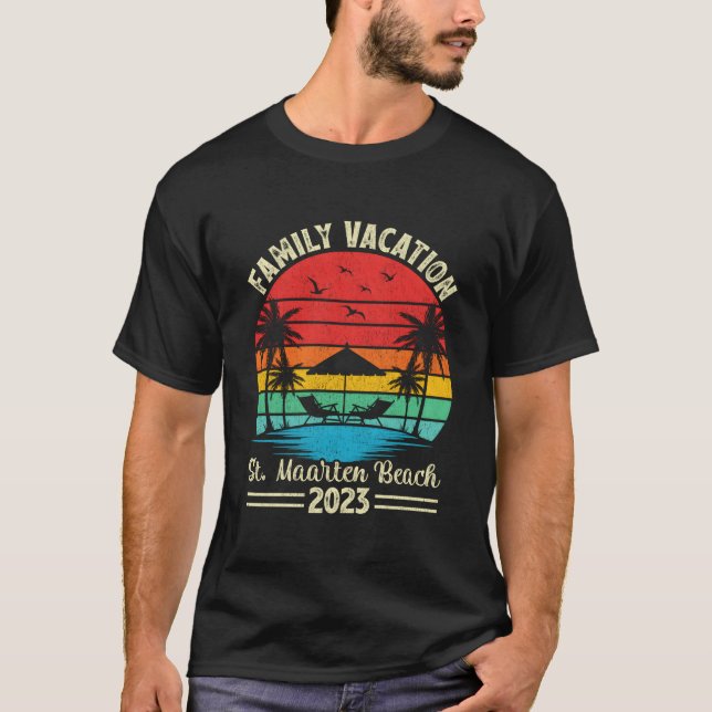 Family Vacation 2023 St Maen Beach T Shirt (Framsida)
