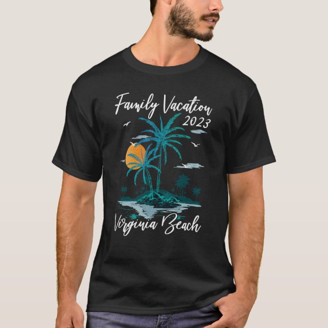 Family Vacation 2023 Sunset Virginia Beach T Shirt (Framsida)