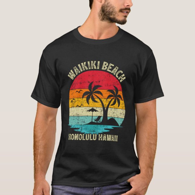 Family Vacation Honolulu Hawaii Waikiki Beach T Shirt (Framsida)