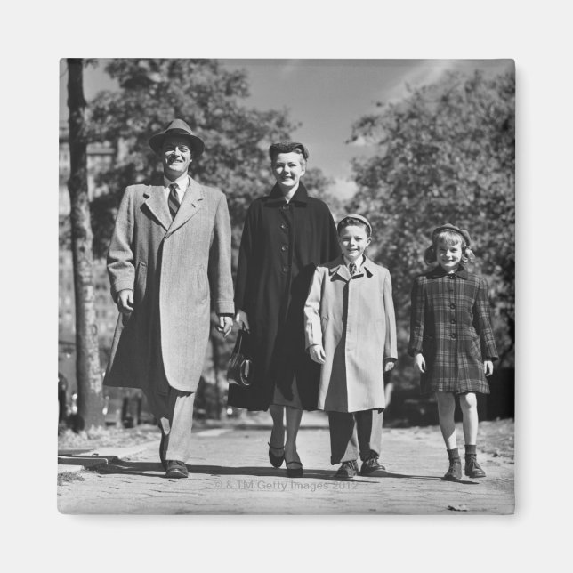 Family Walking Magnet (Framsidan)