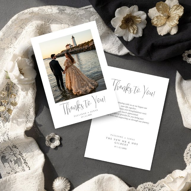 Fancy Minimalist Simple Gray Calligraphy Wedding  Tack Kort (Elegant Minimalist Simple Gray Calligraphy Wedding Thank You Photo Card Design.)