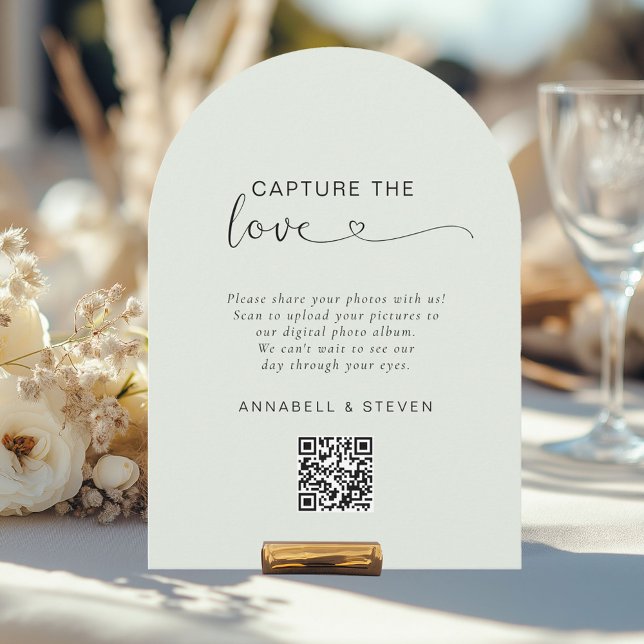 Fånga kärlek! Anpassningsbar QR-kod Bröllop Inbjudningar (Capture the love! Photo, Heart-QR-Code, Wedding Card, Sage Green.)