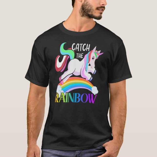Fånga regnbågens enhörningsdesign t shirt (Framsida)