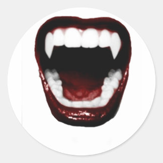 ’Fangs’ Runt Klistermärke
