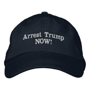 Fångst i Trump NU! Broderad Keps