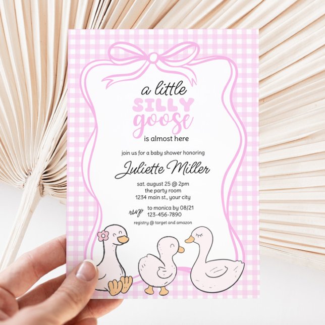 Fånig Goose Gingham Girls Baby Shower Inbjudningar (Pink Silly Goose Girls Baby Shower Invite)