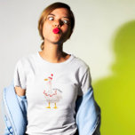 Fånig Goose T Shirt<br><div class="desc">Lönsam t-shirt med illustration av en gås med en clown hatt och ett kollarruffel. I texten står det "Fånig Goose".</div>