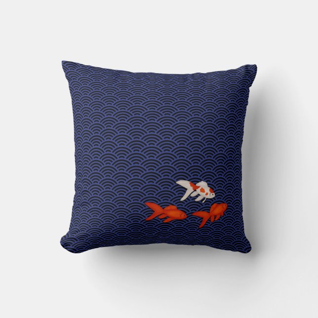 Fantail Goldfish på japanska Seigaiha Wave Mönster Kudde (Framsida)