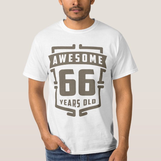 Fantastisk 66 år gammal t shirt (Framsida)