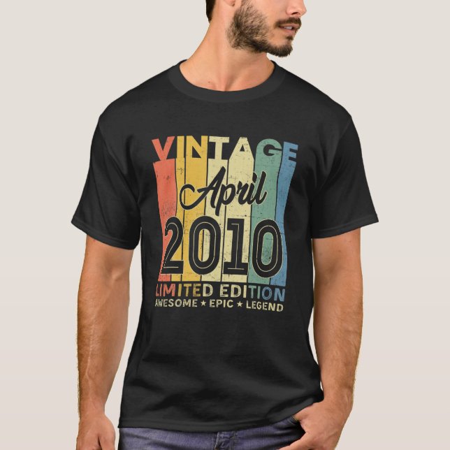 Fantastisk Epic Legend sedan april 2010 12:e Funny T Shirt (Framsida)