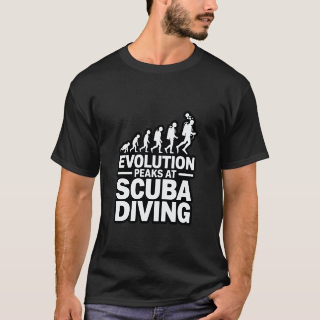 Fantastisk Evolution Toppar på Scuba Dykning Rolig T Shirt (Framsida)