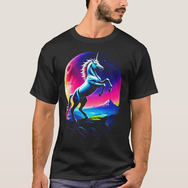 Fantastisk Färgrik Enhörning Vildmark T Shirt (Framsida)