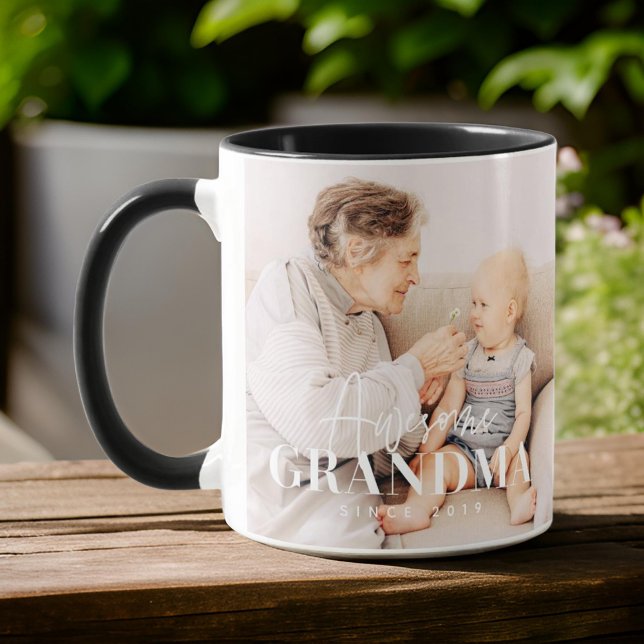 Fantastisk Grandma sedan 20XX Simple Elegant Photo Mugg (Skapare uppladdad)