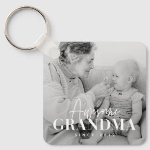Fantastisk Grandma sedan 20XX Simple Elegant Photo Nyckelring
