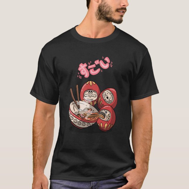 Fantastisk Lucky Daruma Slurping Noodles Japan T Shirt (Framsida)